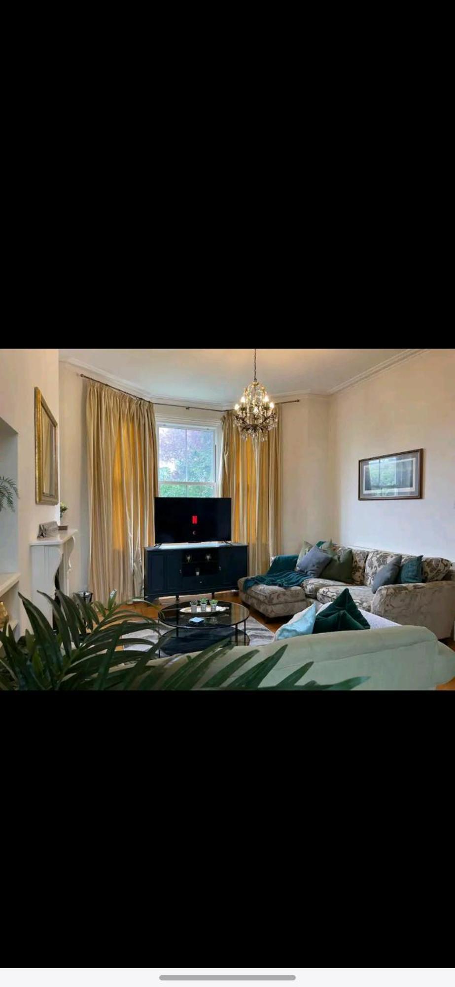 The Regal Penarth Seaside Town Villa